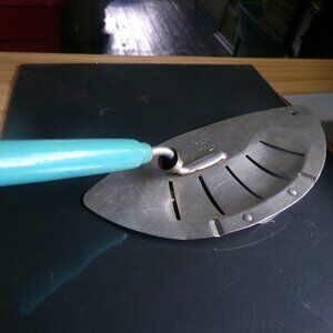 vintage foley kitchen pot strainer.